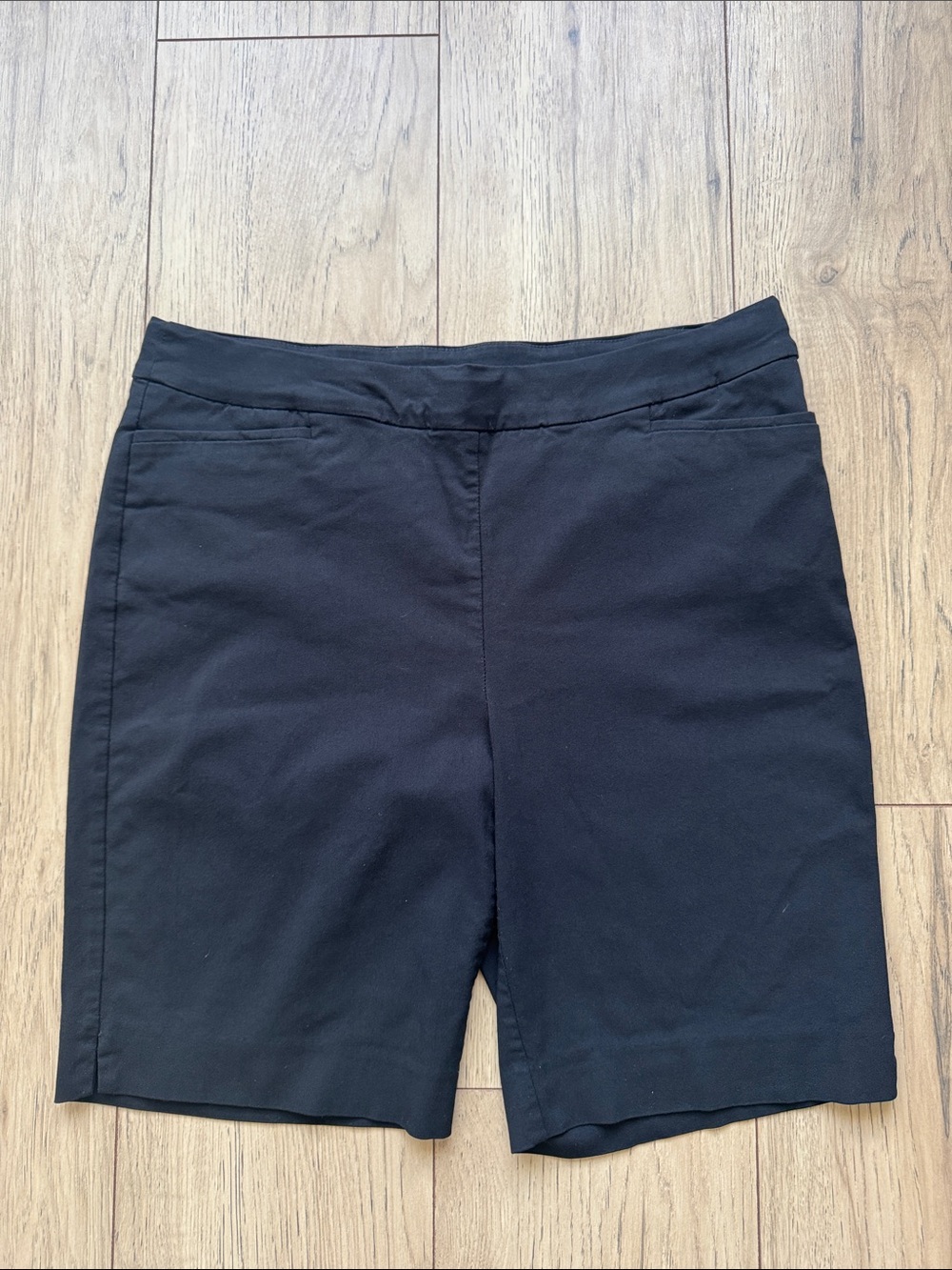 Chico's Black Shorts Women’s 14 Flat Front Pockets Casual Summer Straight Leg